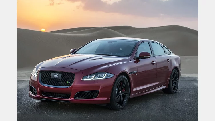 2022 New Jaguar F-Type Valencia Orange 4wd 12